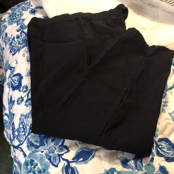 EllumiNation by Nikki h Parker Capri Pull On Slits On Each Leg EUC - Picture 1 of 7